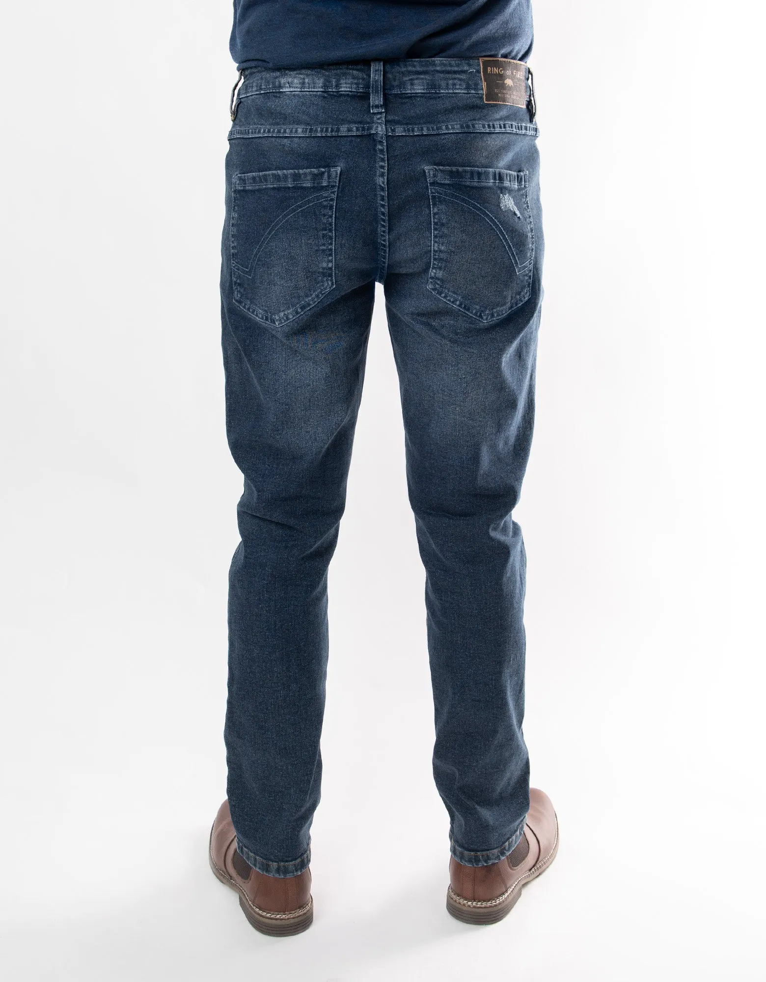 MEN'S STAMPEDE RIPPED STRAIGHT FIT JEANS