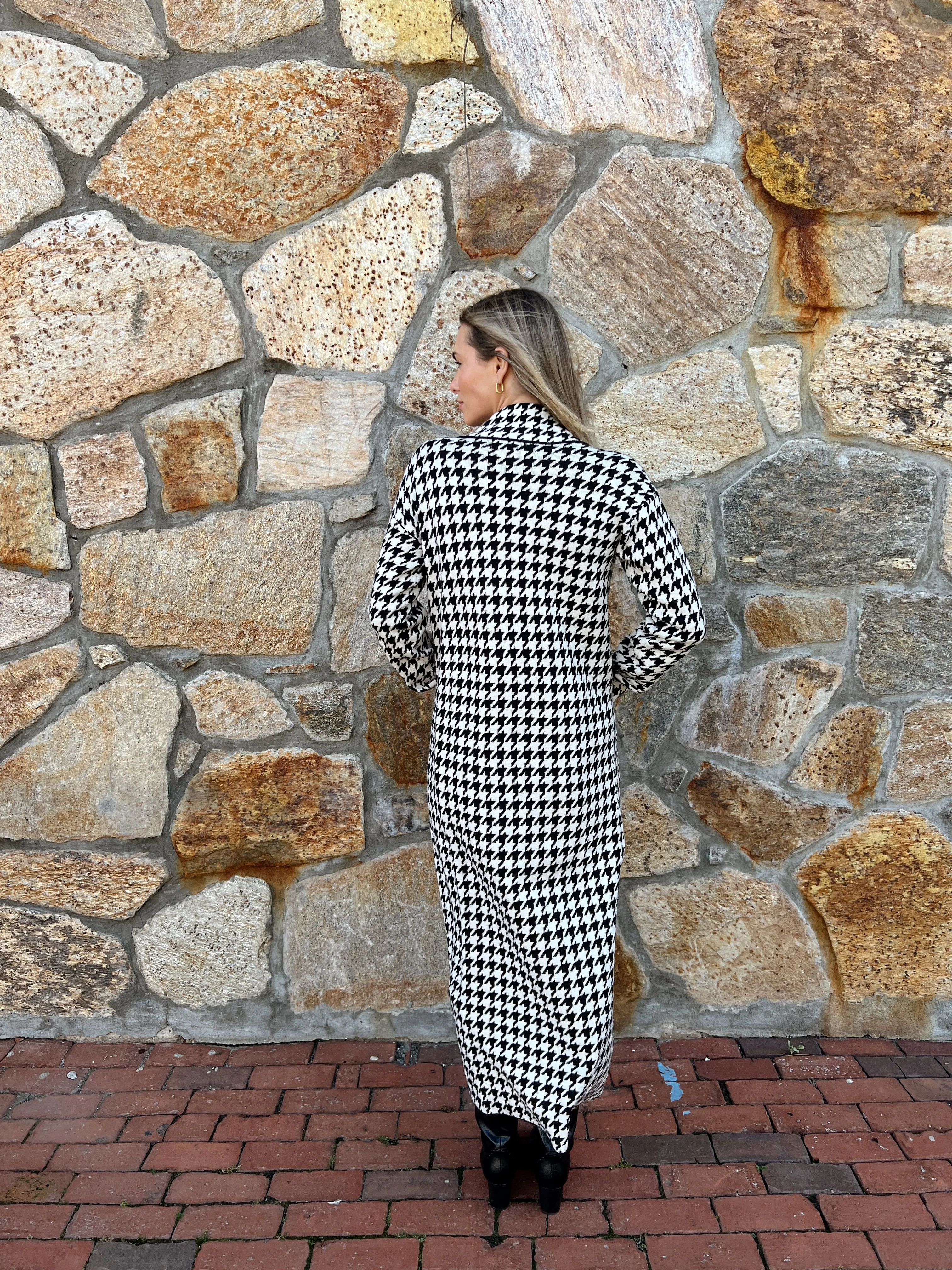 Sashta Houndstooth Sweater